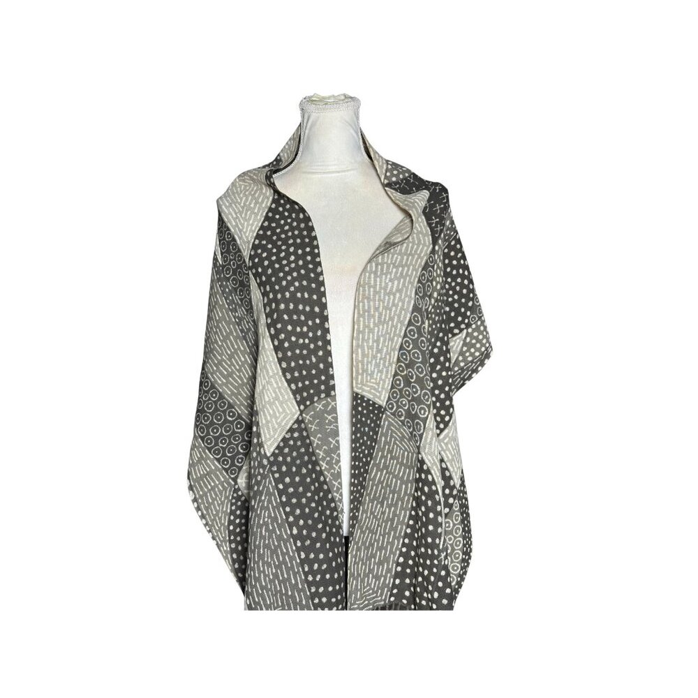 Handmade Mudcloth Ruana Gray and Black Geometric Handwoven Shawl Malian Bogolan